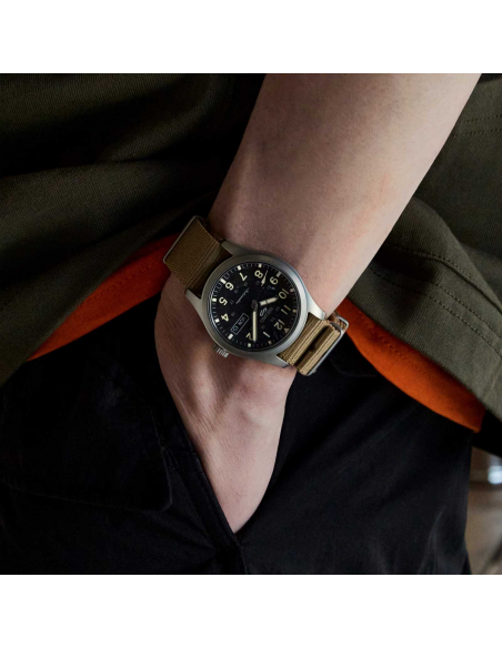 Reloj SEIKO 5 Sports Field Military Sports Crema SRPG35K1