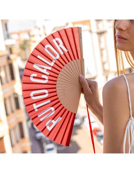 "PUTO CALOR" fan. Modern and funny wooden fan. Red fan. Fan with hanging fan. 42.5 x 23 cm.