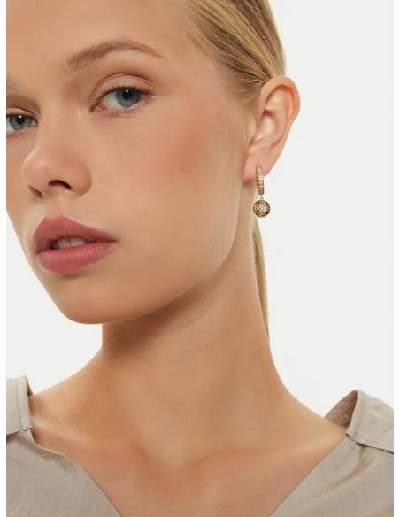 Pendientes Guess| Colección Stylish | Color Dorado JUBE04596JWYGT