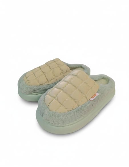 Chinelos acolchoados | Cor Verde
