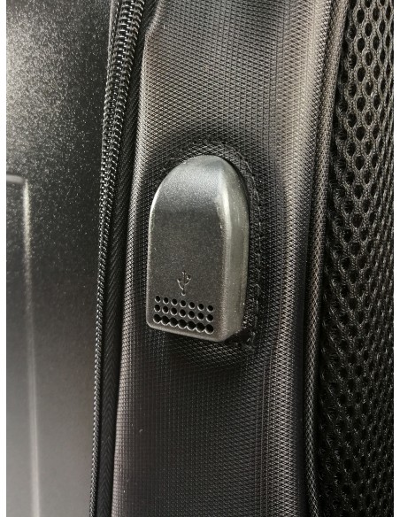 MOCHILA URBANFEEL CON CIERRE SEGURIDAD CON PUERTO DE CARGA USB NEGRO