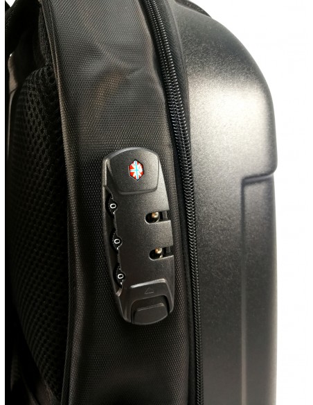MOCHILA URBANFEEL CON CIERRE SEGURIDAD CON PUERTO DE CARGA USB NEGRO